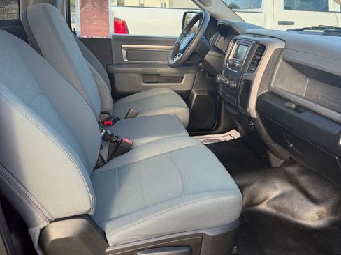 Used 2019 RAM 1500 Classic Tradesman image 17