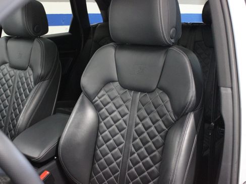 Used 2023 Audi SQ5 Premium Plus image 36