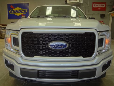 Used 2019 Ford F150 STX image 2