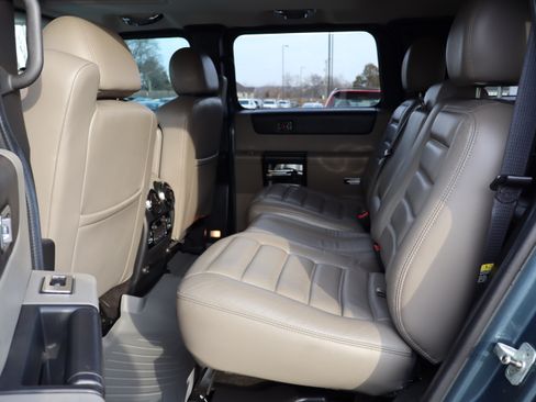 Used 2005 HUMMER H2 Adventure image 14