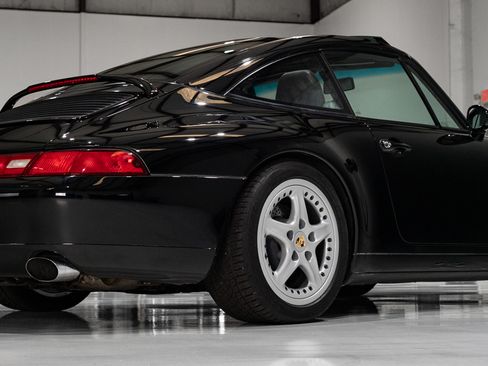 Used 1997 Porsche 911 Targa image 26