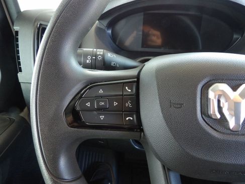 Used 2025 RAM ProMaster 2500 136 FWD image 7