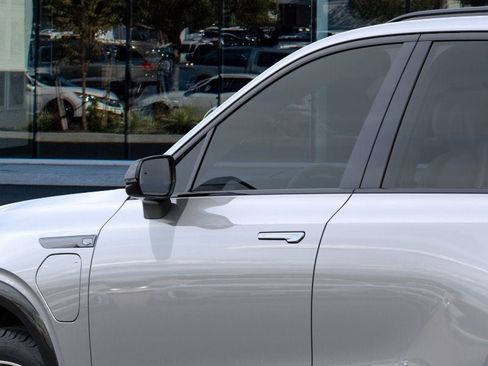 New 2026 Cadillac Vistiq Sport image 12