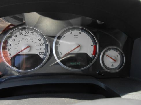 Used 2009 Dodge Grand Caravan SXT FWD image 15
