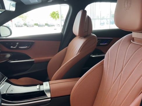 Used 2024 Mercedes-Benz C 63 AMG S image 32