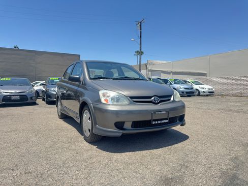 Used 2003 Toyota Echo Sedan FWD image 12