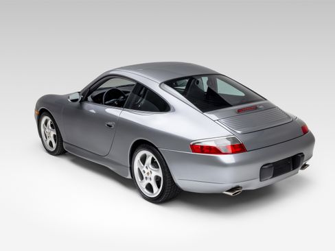 Used 2001 Porsche 911 Coupe 2 wheel drive image 16