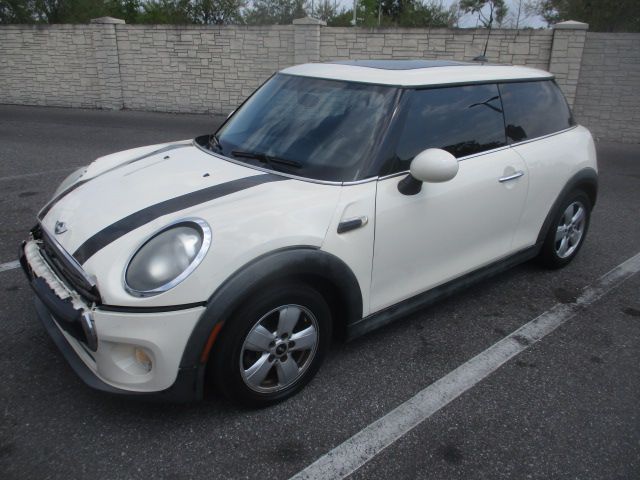 Used 2014 MINI Cooper FWD image 4