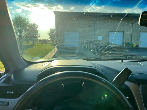 Used 2017 GMC Yukon XL Denali image 12