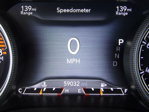 Used 2019 Jeep Cherokee 4WD Overland image 37