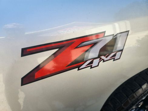 Used 2013 Chevrolet Silverado 1500 4x4 Crew Cab LT image 12