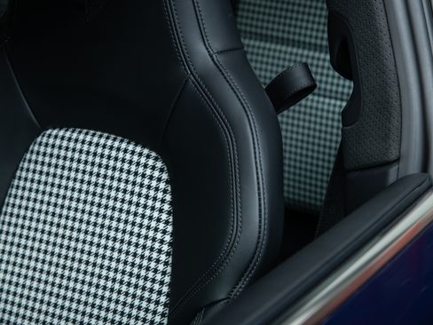 Used 2023 Porsche 911 Sport Classic image 69