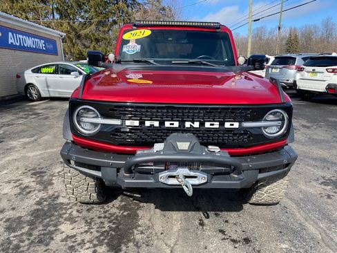 Used 2021 Ford Bronco Wildtrak image 3