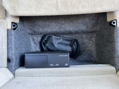 Used 2003 Chevrolet Corvette image 35