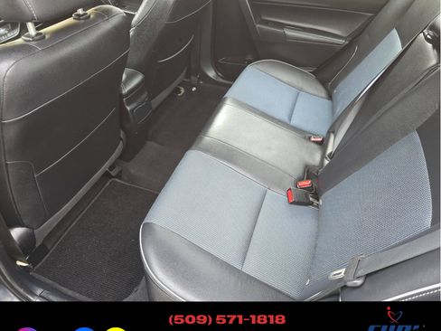 Used 2015 Toyota Corolla LE image 18