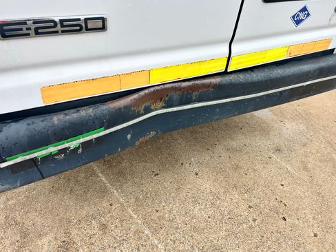 Used 2010 Ford E-250 and Econoline 250 image 23