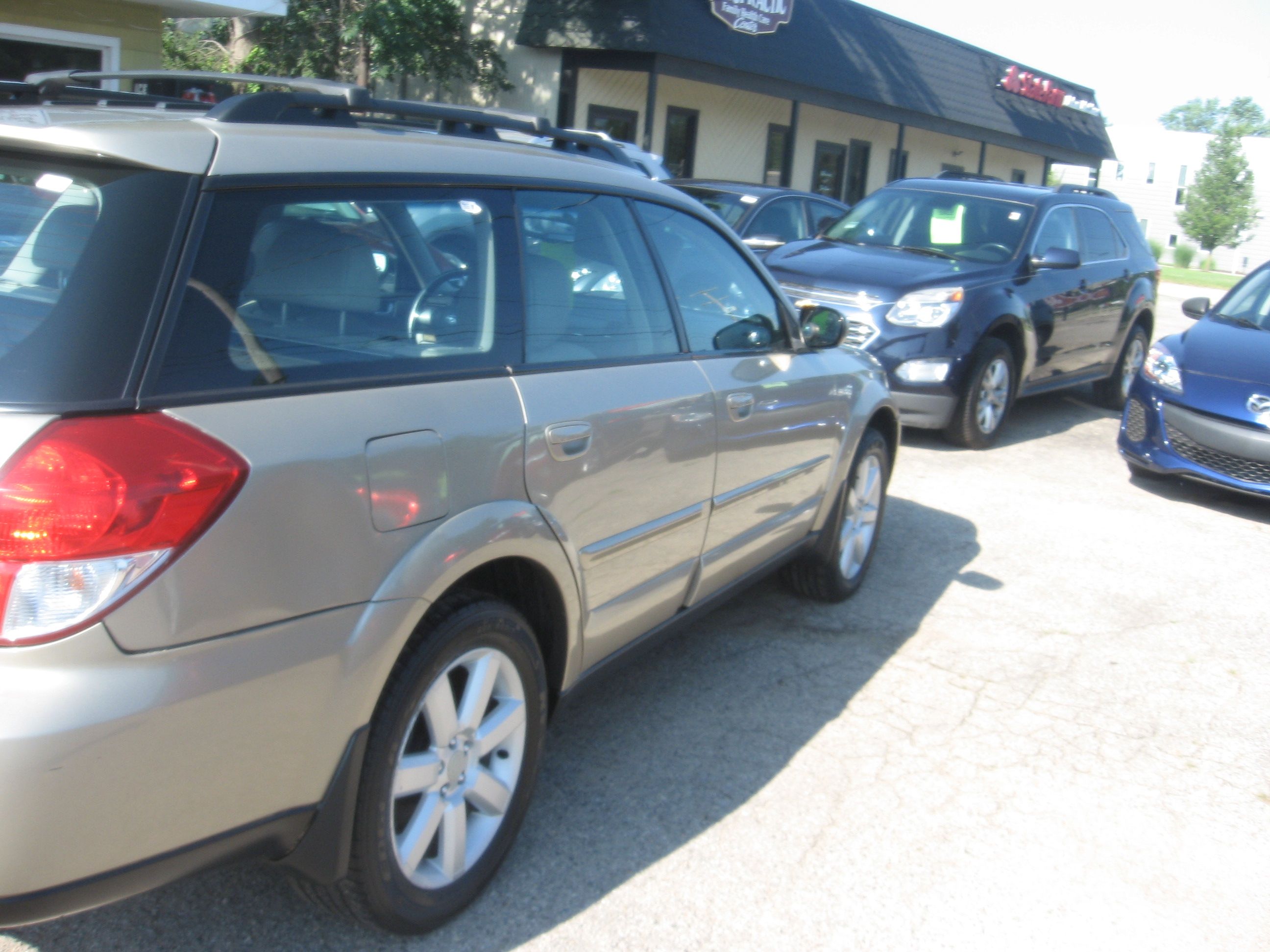 Used 2008 Subaru Outback 2.5i Limited Wagon AWD/4WD image 4