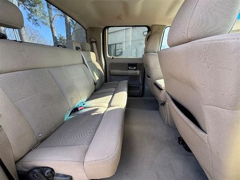 Used 2006 Ford F150 XLT image 14