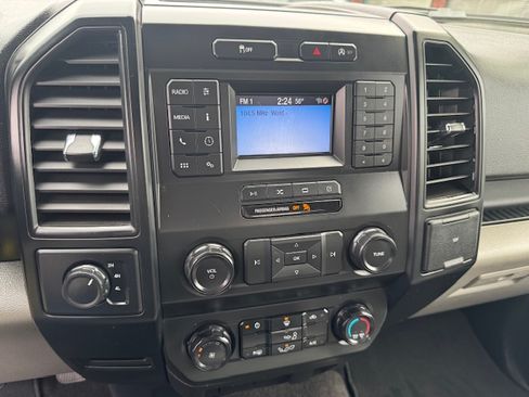 Used 2020 Ford F150 XL image 11