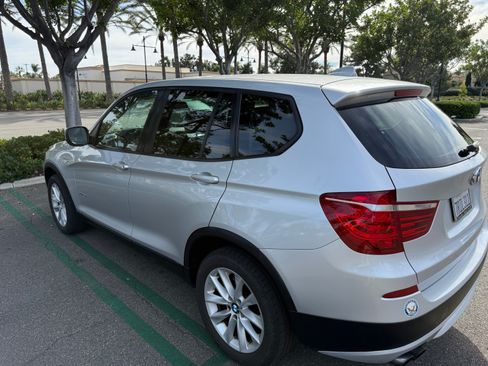Used 2013 BMW X3 xDrive28i image 4