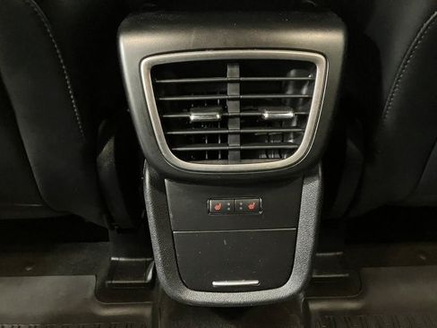 Used 2020 Lincoln Nautilus Reserve image 22