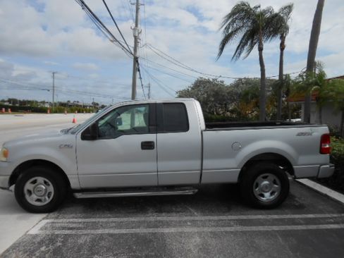 Used 2005 Ford F150 2WD SuperCab STX image 2