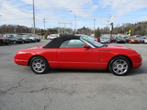 Used 2004 Ford Thunderbird LX image 5