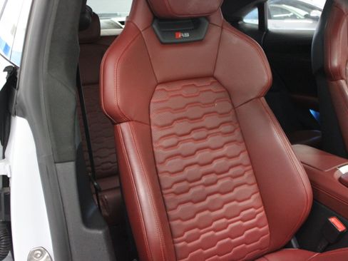 Used 2024 Audi RS e-tron GT w/ Carbon Performance Package AWD/4WD image 49