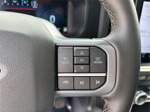 Used 2025 Ford F150 Lariat image 31