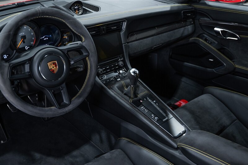Used 2019 Porsche 911 GT3 RWD image 47