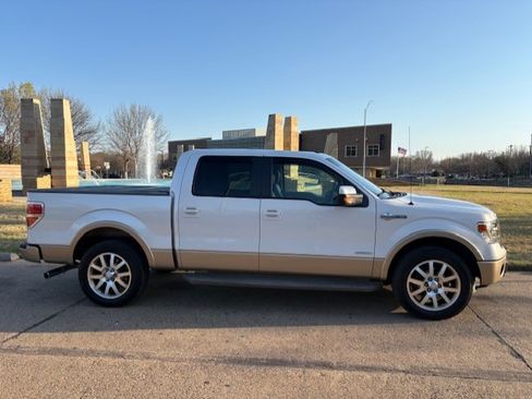 Used 2014 Ford F150 King Ranch image 3