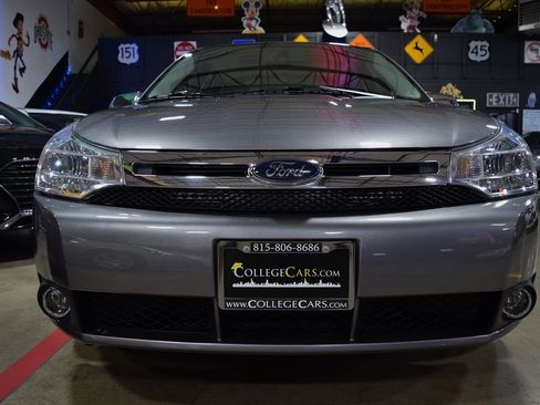 Used 2009 Ford Focus SEL Sedan FWD image 10