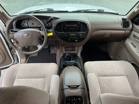 Used 2004 Toyota Sequoia SR5 image 35