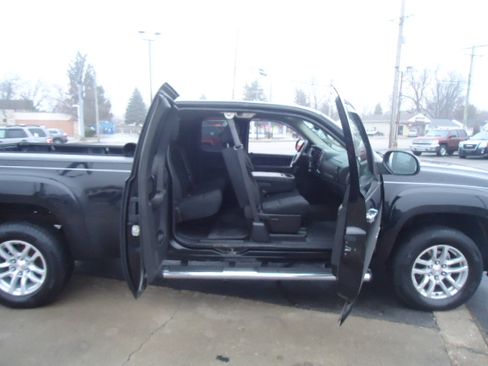 Used 2010 GMC Sierra 1500 SLE image 17