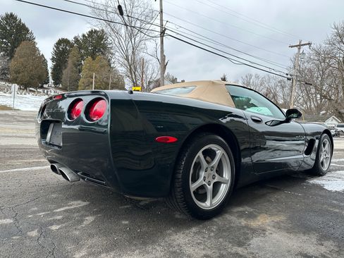 Used 2000 Chevrolet Corvette image 4