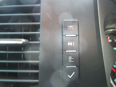 Used 2011 Chevrolet Silverado 2500 LT image 52