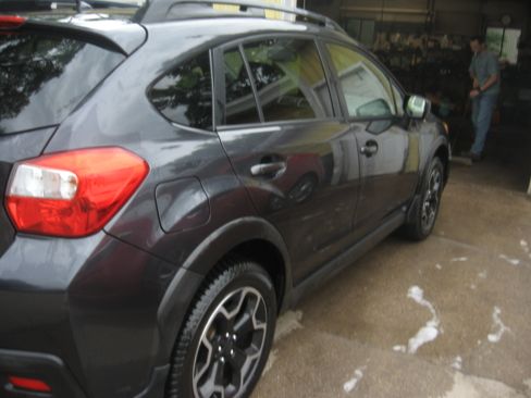 Used 2015 Subaru XV Crosstrek 2.0i Premium AWD/4WD image 4
