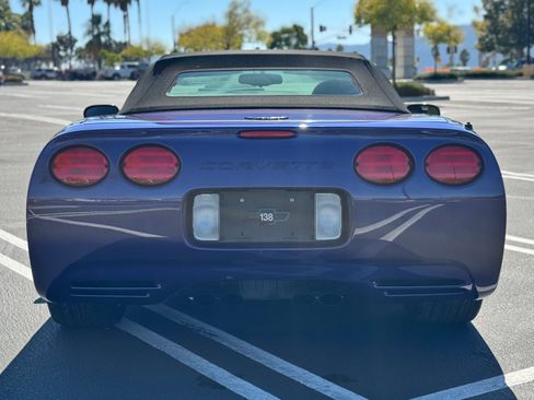 Used 1998 Chevrolet Corvette image 8