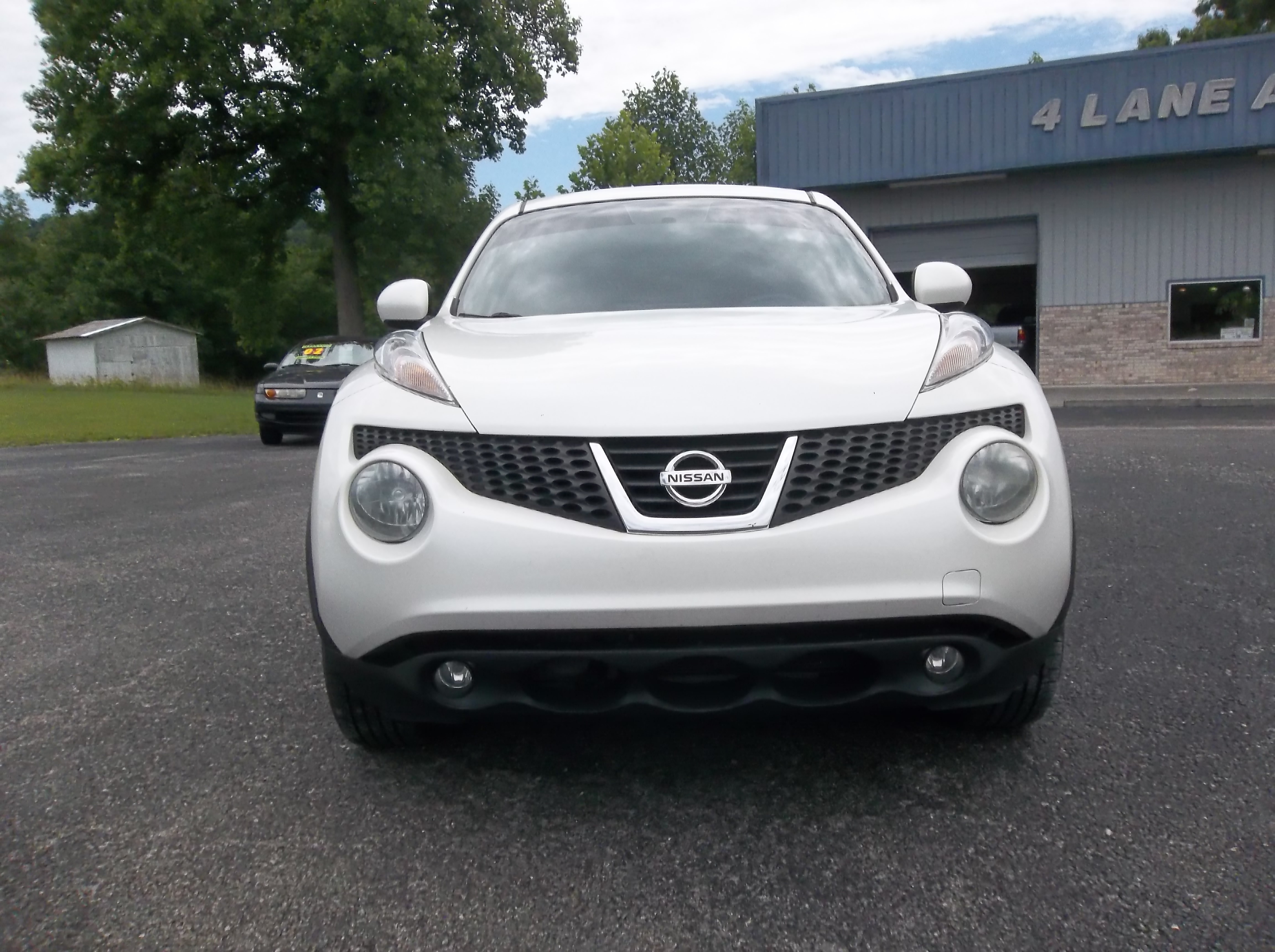 Used 2013 Nissan Juke AWD image 3