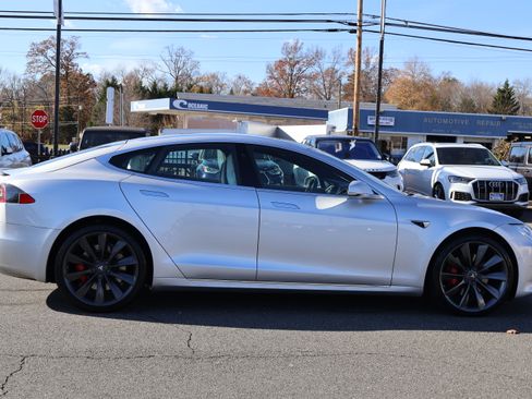 Used 2017 Tesla Model S P100D image 9