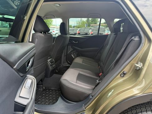 Used 2020 Subaru Outback Premium AWD/4WD image 16