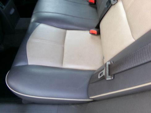 Used 2009 Chevrolet Malibu LTZ FWD image 9