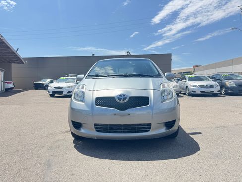 Used 2008 Toyota Yaris 2-Door Hatchback FWD image 13