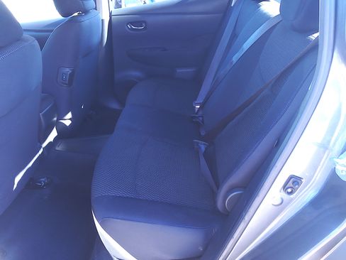 Used 2014 Nissan Leaf S FWD image 8