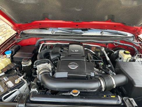 Used 2017 Nissan Frontier SV image 18