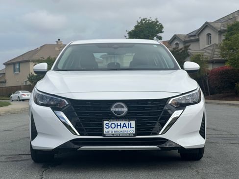 Used 2025 Nissan Sentra S FWD image 3