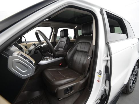 Used 2020 Land Rover Range Rover Sport HSE image 36