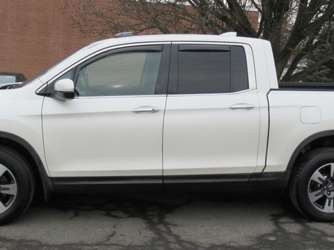 Used 2017 Honda Ridgeline RTL-E image 4