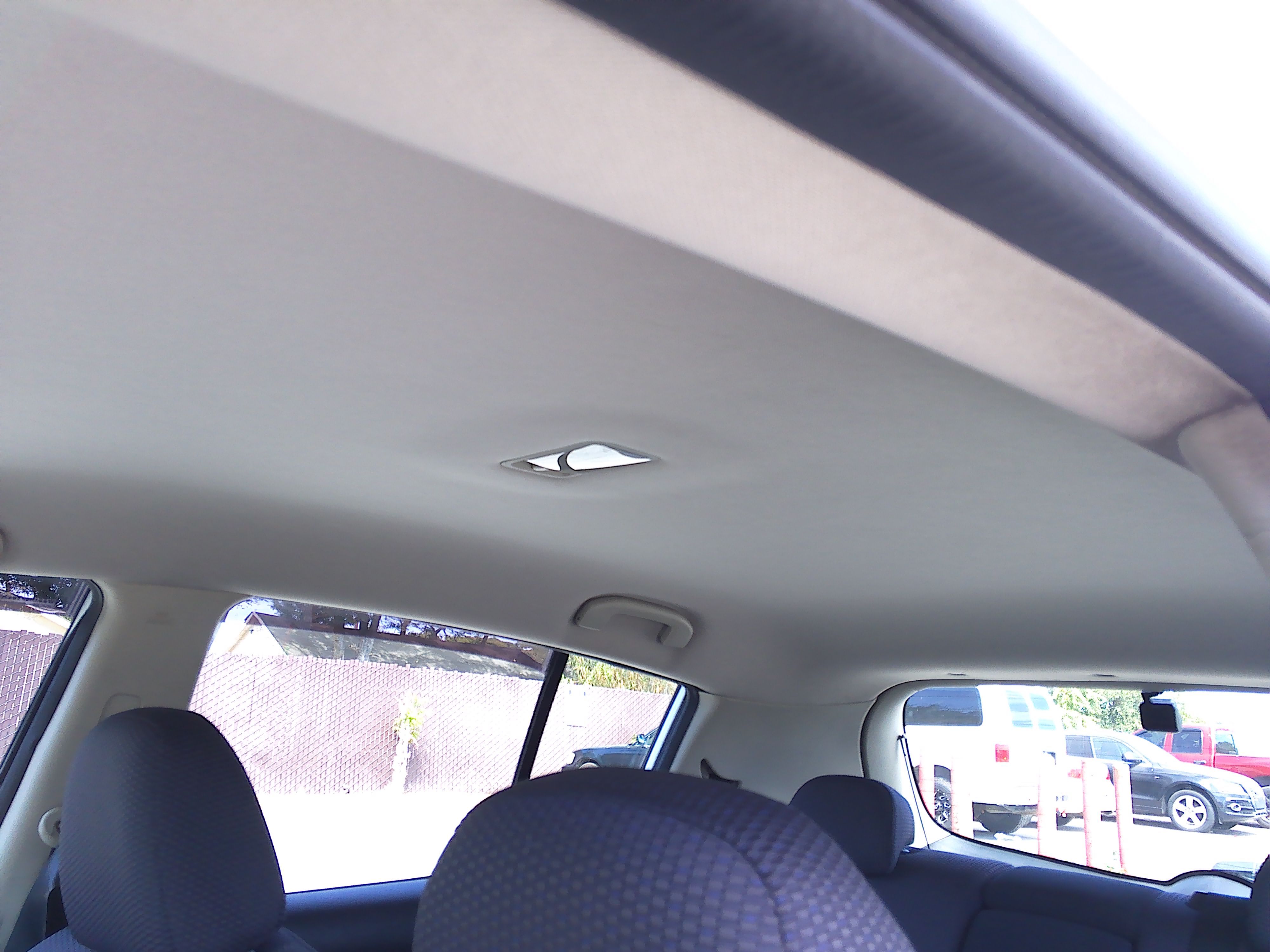 Used 2007 Nissan Versa 1.8 S FWD image 27