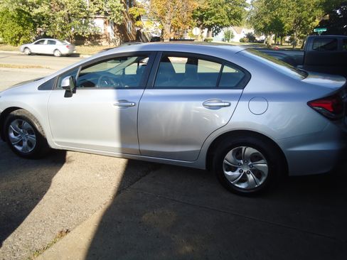 Used 2013 Honda Civic LX image 6